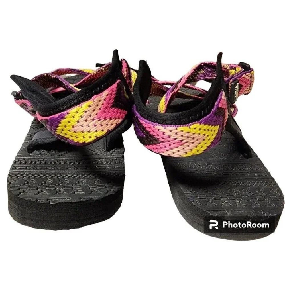 MukLuk Sport Woven Summer Sandals Size 10 New